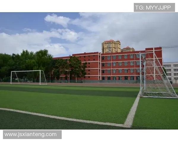 足球星羊毛卷爆火引领潮流掀起时尚运动风新风尚 足球星羊毛卷爆火引领潮流掀起时尚运动风新风尚